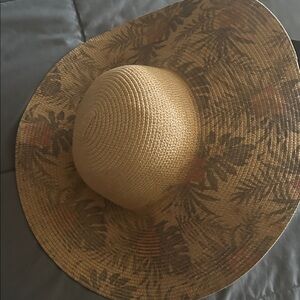 Floral Patterned Tan Sun Hat